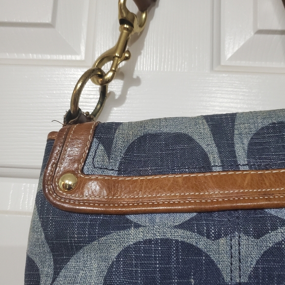 Preowned Vintage Coach Legacy Limited Edition Signature C Shoulder Bag~ Denim - Picture 9 of 15